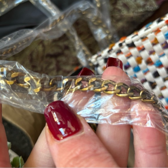 Authentic KURT GEIGER Leather/braided magnetic closure flap eagle head Crosby - Picture 10 of 16